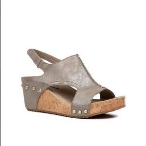 Antelope 555 Leather Met Zip Wedges